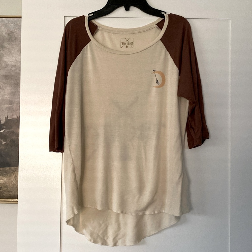 Tribe Kelley 3/4 Sleeve Tee - Size Medium